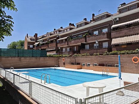 Dúplex en venta en Sevilla la Nueva, Madrid