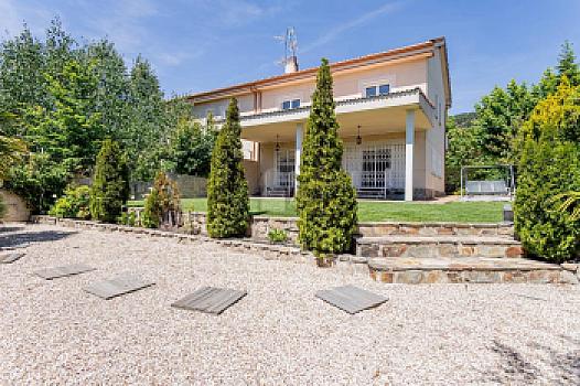 Chalet/casa pareado en venta en Moralzarzal, Madrid