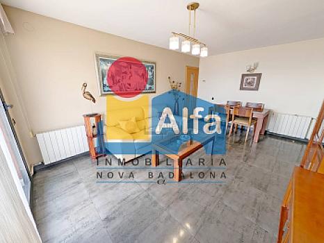 Piso en venta en Lloreda, Badalona, Barcelona