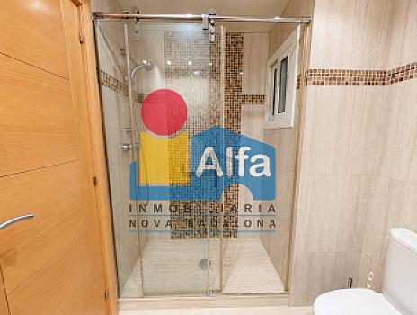 Piso en venta en Lloreda, Badalona, Barcelona