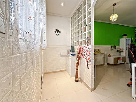 Piso en venta en Palomeras Sureste, Madrid, Madrid