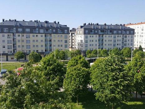 Piso en venta en PARQUE - JARDINES DE LA VEGA, Torrelavega, Cantabria