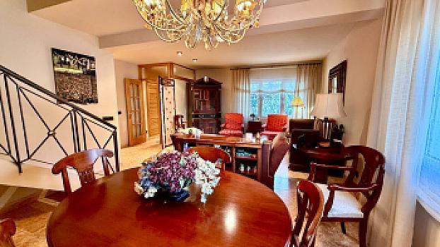 Chalet/casa independiente en venta en El Espinar, Segovia