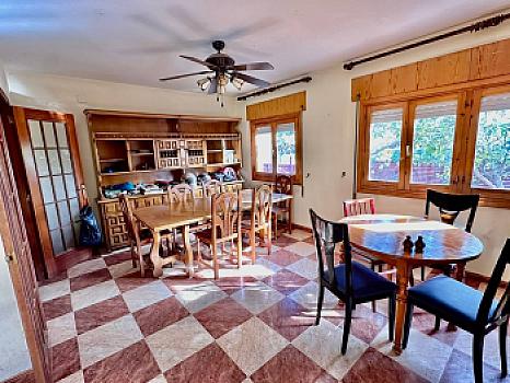 Chalet/casa independiente en venta en Azuqueca de Henares, Guadalajara