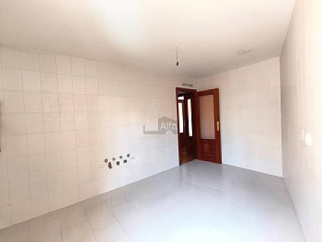 Piso en venta en Conservatoria de Música, Soria, Soria
