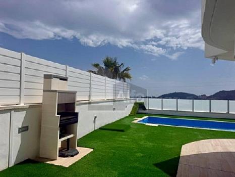 Chalet/casa adosado en venta en Balcón de Finestrat-Terra Marina, Alicante