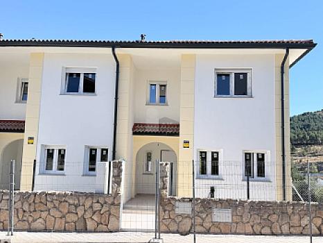 Chalet/casa pareado en venta en San Rafael, Segovia
