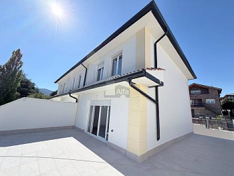 Chalet/casa pareado en venta en San Rafael, Segovia