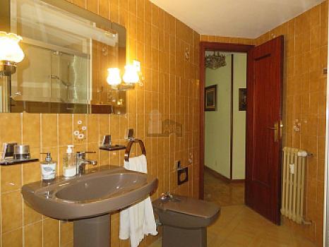 Piso en venta en Centro, León, León