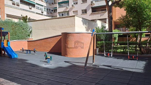 Piso en venta en Pacifico, Madrid, Madrid