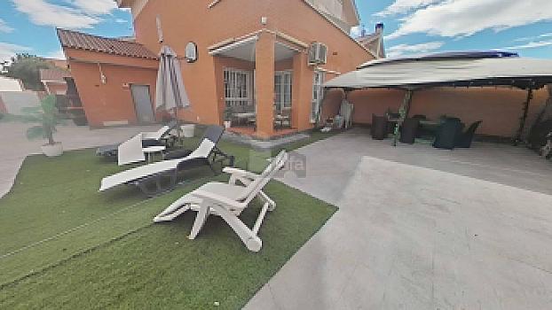 Chalet/casa pareado en venta en Seseña, Toledo