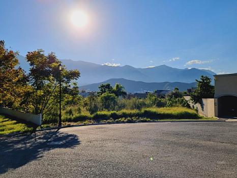 TERRENO EN VENTA PORTAL DEL HUAJCO
