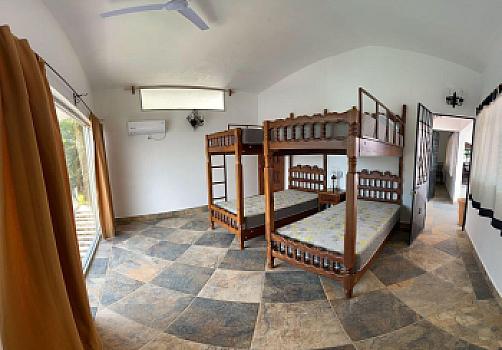 Casa en venta en Tequesquitengo a orilla del lago