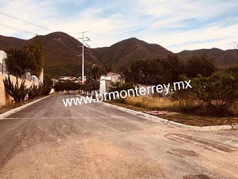 TERRENO PLANO VENTA PORTAL DEL HUAJUCO 2000 M2 CARRETERA NACIONAL MONTERREY N L