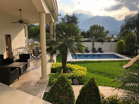 CASA EN VENTA FRACCIONAMIENTO PORTAL DEL HUAJUCO CARRETERA NACIONAL MONTERREY N L