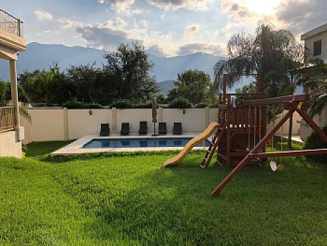 CASA EN VENTA FRACCIONAMIENTO PORTAL DEL HUAJUCO CARRETERA NACIONAL MONTERREY N L
