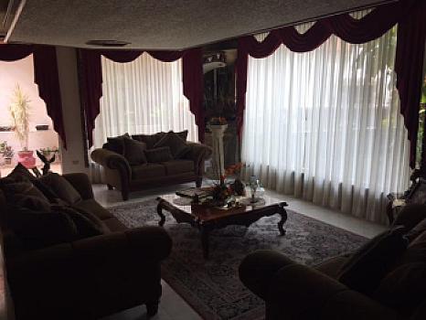 CASA EN VENTA CONTRY LA SILLA GUADALUPE N L