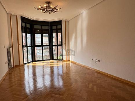 Piso en venta en Moncloa - C. Universitaria, Madrid, Madrid