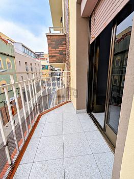 Piso en venta en LLOREDA, Santa Coloma de Gramenet, Barcelona