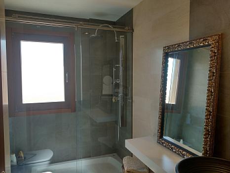 Piso en venta en calle Caballeros, Soria, Soria