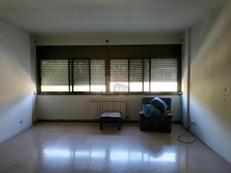 Piso en venta en centro, Sant Vicenç dels Horts, Barcelona