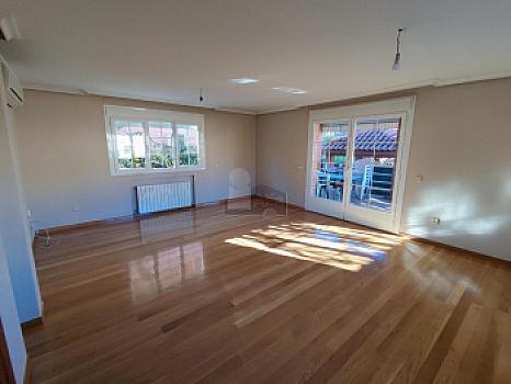 Chalet/casa independiente en venta en FUENTE EL SAZ DE JARAMA, Fuente el Saz de Jarama, Madrid