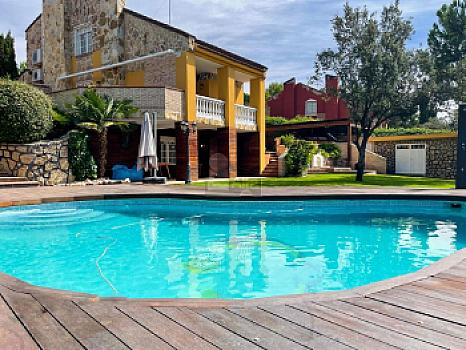 Chalet/casa independiente en venta en El bosque, Villaviciosa de Odón, Madrid