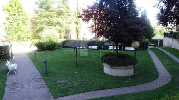 Dúplex en venta en Conde Orgaz, Madrid, Madrid