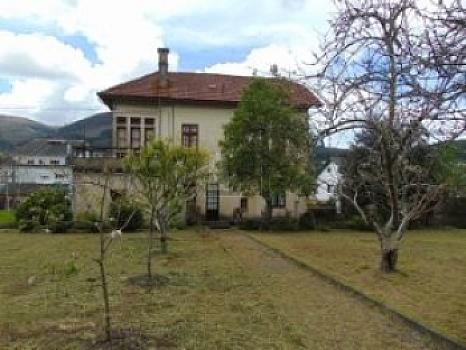 Chalet/casa independiente en venta en Mariña Lucense, Viveiro, Lugo