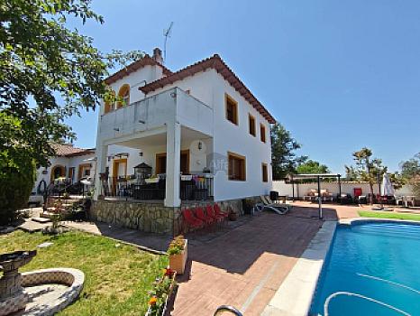 Chalet/casa independiente en venta en Sevilla la Nueva, Madrid