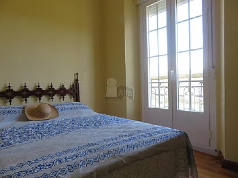 Chalet/casa independiente en venta en Campo y Santibáñez, León