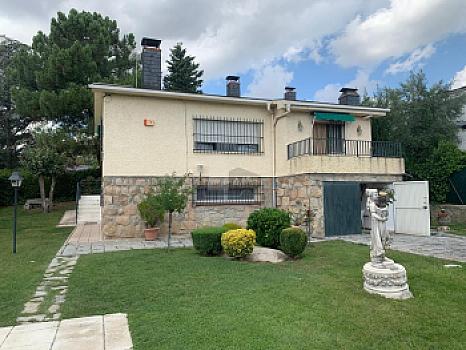 Chalet/casa independiente en venta en El Boalo, Madrid
