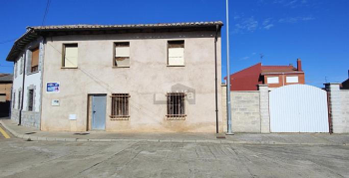 Casa rústica/casa de pueblo en venta en vilecha, Onzonilla, León
