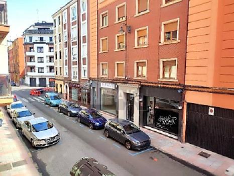 Piso en venta en Centro, León, León