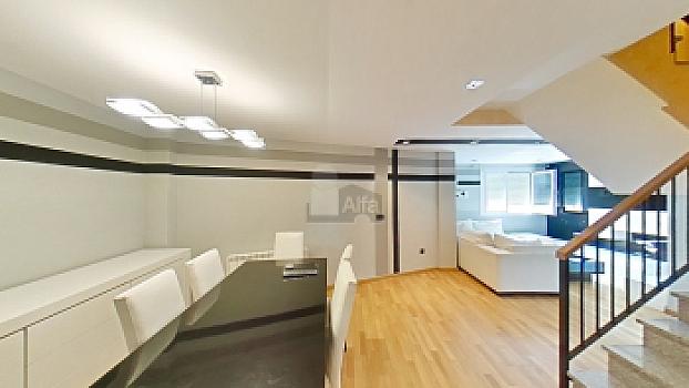 Dúplex en venta en El Molar, Madrid