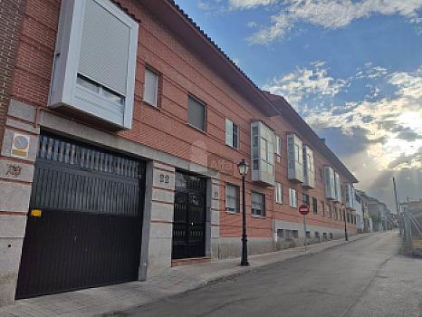 Dúplex en venta en Sevilla la Nueva, Madrid