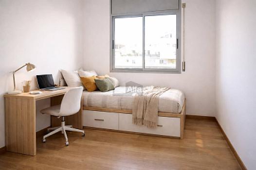 Piso en venta en La Mora, Badalona, Barcelona