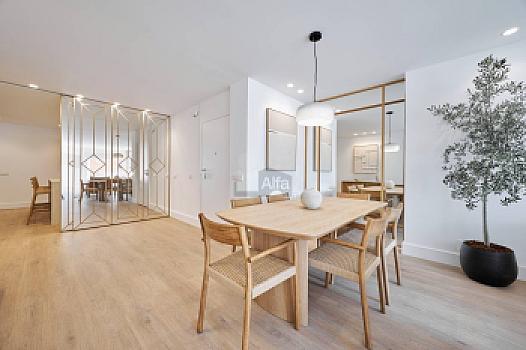 Piso en venta en Castellana, Madrid, Madrid