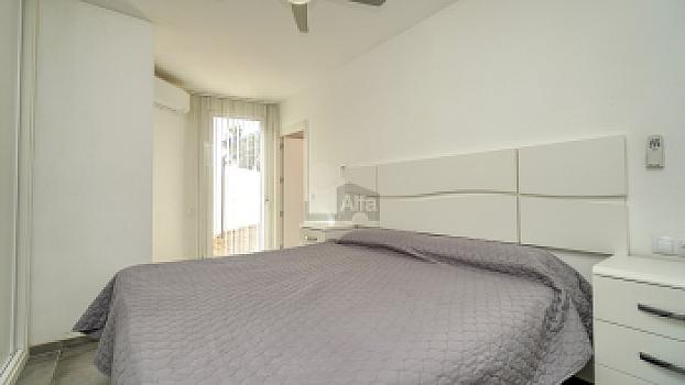Apartamento en venta en playa, Santa Eulària des Riu, Baleares