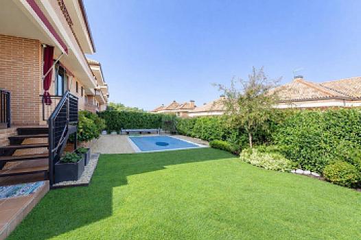 Chalet/casa pareado en venta en Miraflores de la Sierra, Madrid