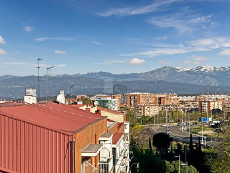 Dúplex en venta en Valdeacederas, Madrid, Madrid