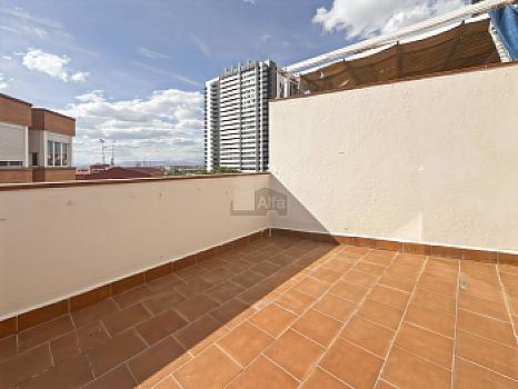 Dúplex en venta en Valdeacederas, Madrid, Madrid
