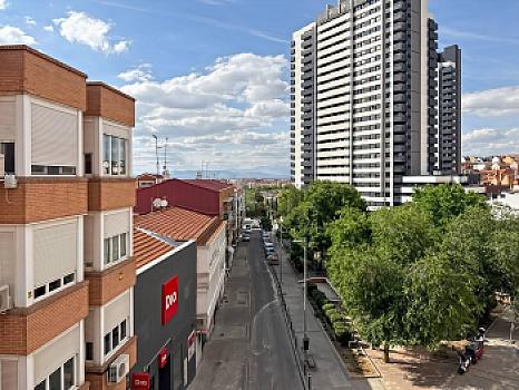 Dúplex en venta en Valdeacederas, Madrid, Madrid
