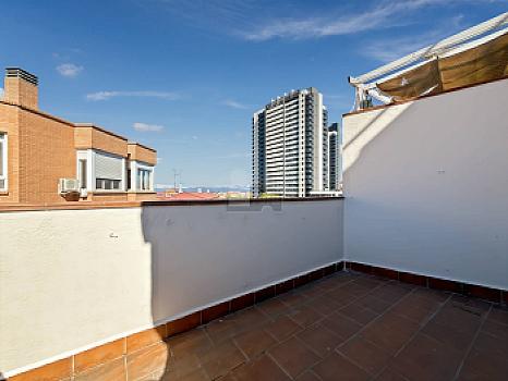 Dúplex en venta en Valdeacederas, Madrid, Madrid