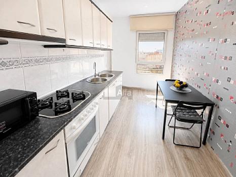 Piso en venta en Ciutat Vella, Barcelona, Barcelona