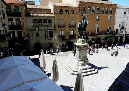 Piso en venta en PLAZA MAYOR, Segovia, Segovia