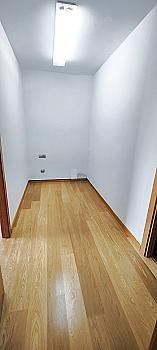 Piso en venta en La Mora, Badalona, Barcelona