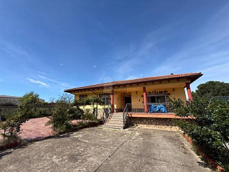 Chalet/casa independiente en venta en Higuera de las Dueñas, Ávila