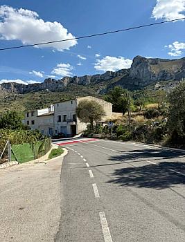 Casa rústica/casa de pueblo en venta en Vall de Gallinera, Alicante