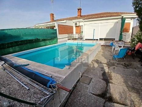 Chalet/casa pareado en venta en Yuncos, Toledo